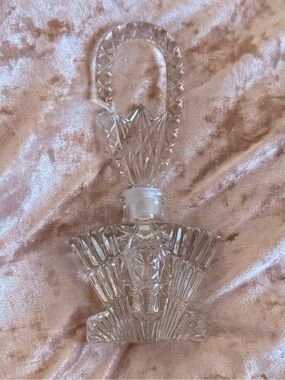 Cut Glass Bottle with Faceted Stopper - Clear